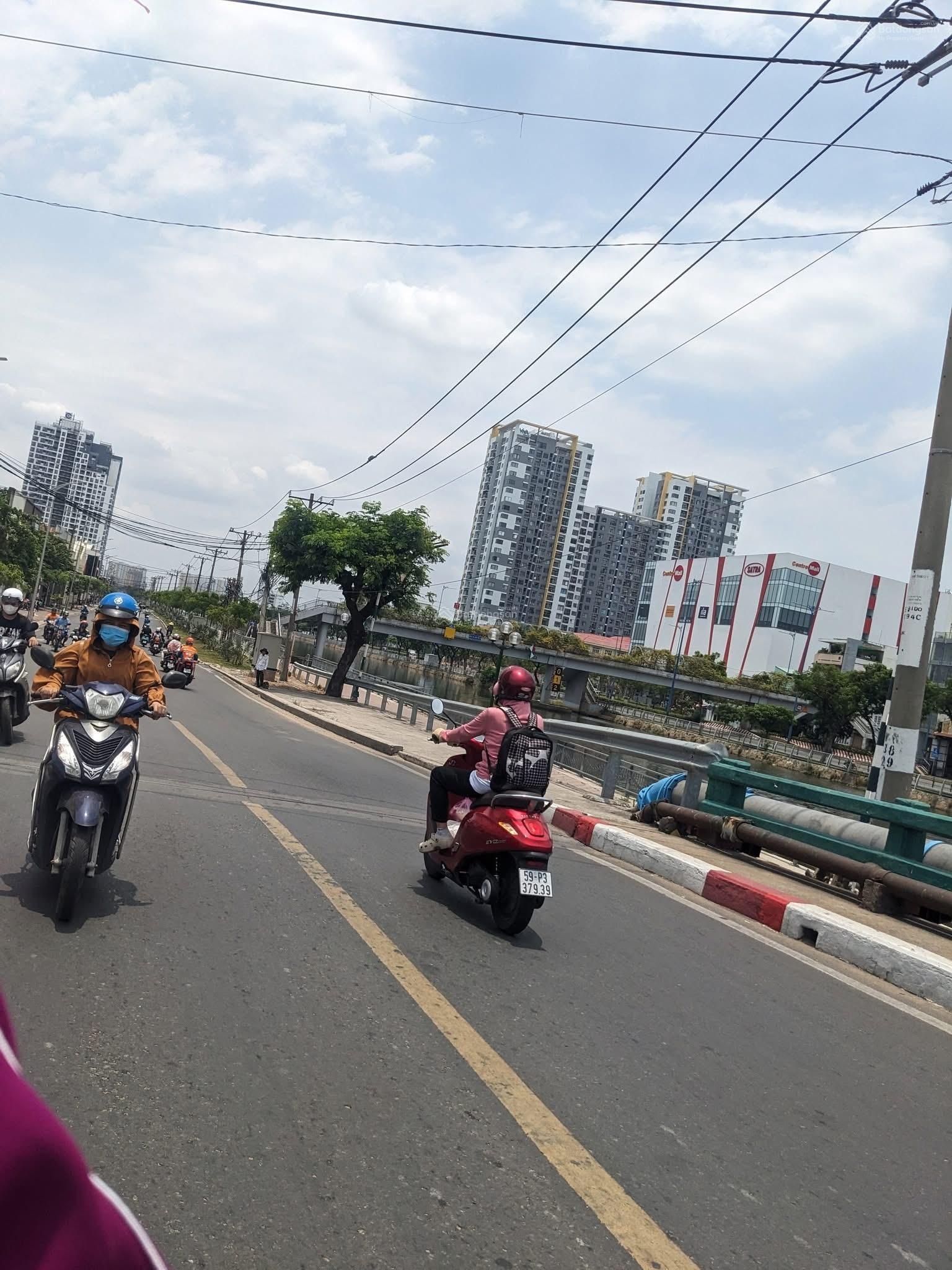 Bán nhà quận 8 xe hơi thông - tiện xây mới 120m2 ngang gần 6m SHR KDC hiện hữu giá chỉ 6tỷ chút xí