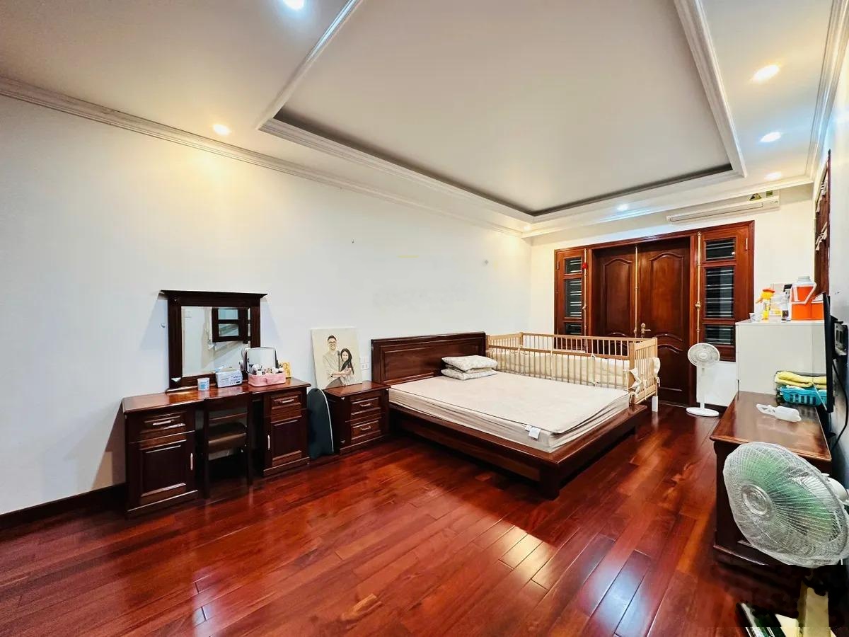 Bán biệt thự Phùng Khoang - Nam Từ Liêm | 127m² | 4 tầng | MT 7m | Thang máy | 35 tỷ