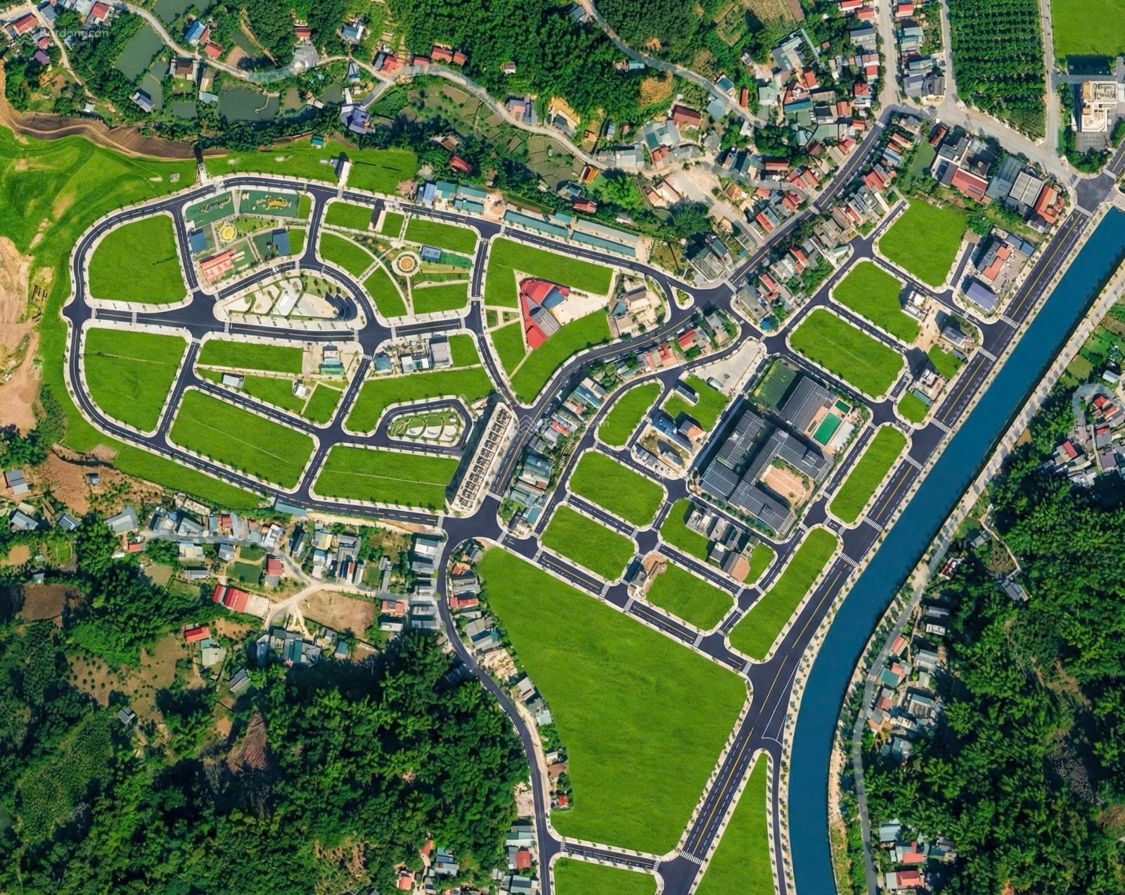 Nhà phố mặt tiền Elite Hill Sơn La giá 27tr/m²