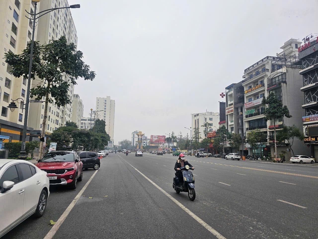 Cần bán căn nhà 5 tầng mặt đường Lý Anh Tông phường Võ Cường Bắc Ninh