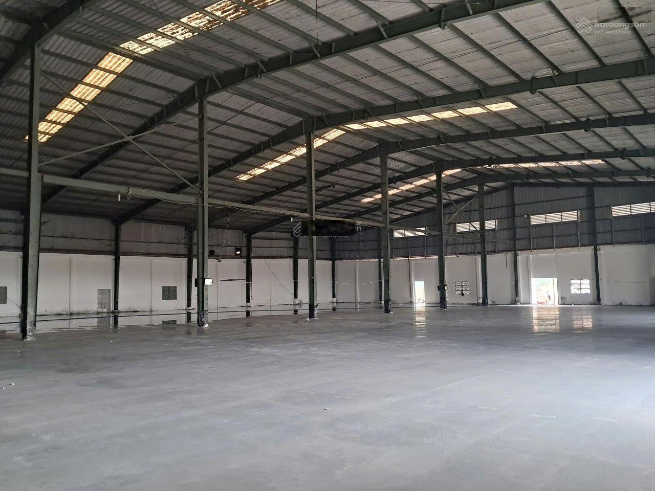 Cho thuê kho xưởng cụm công nghiệp Đức Hòa, Long An, giá thuê: 90k/m2/tháng