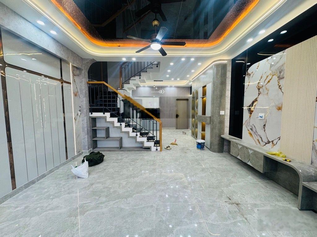 Bán nhà 85m2, SHR, xe hơi thông, Thới An, Q.12, sẵn dong tiền 15tr/1t. Chỉ 4tỷ850