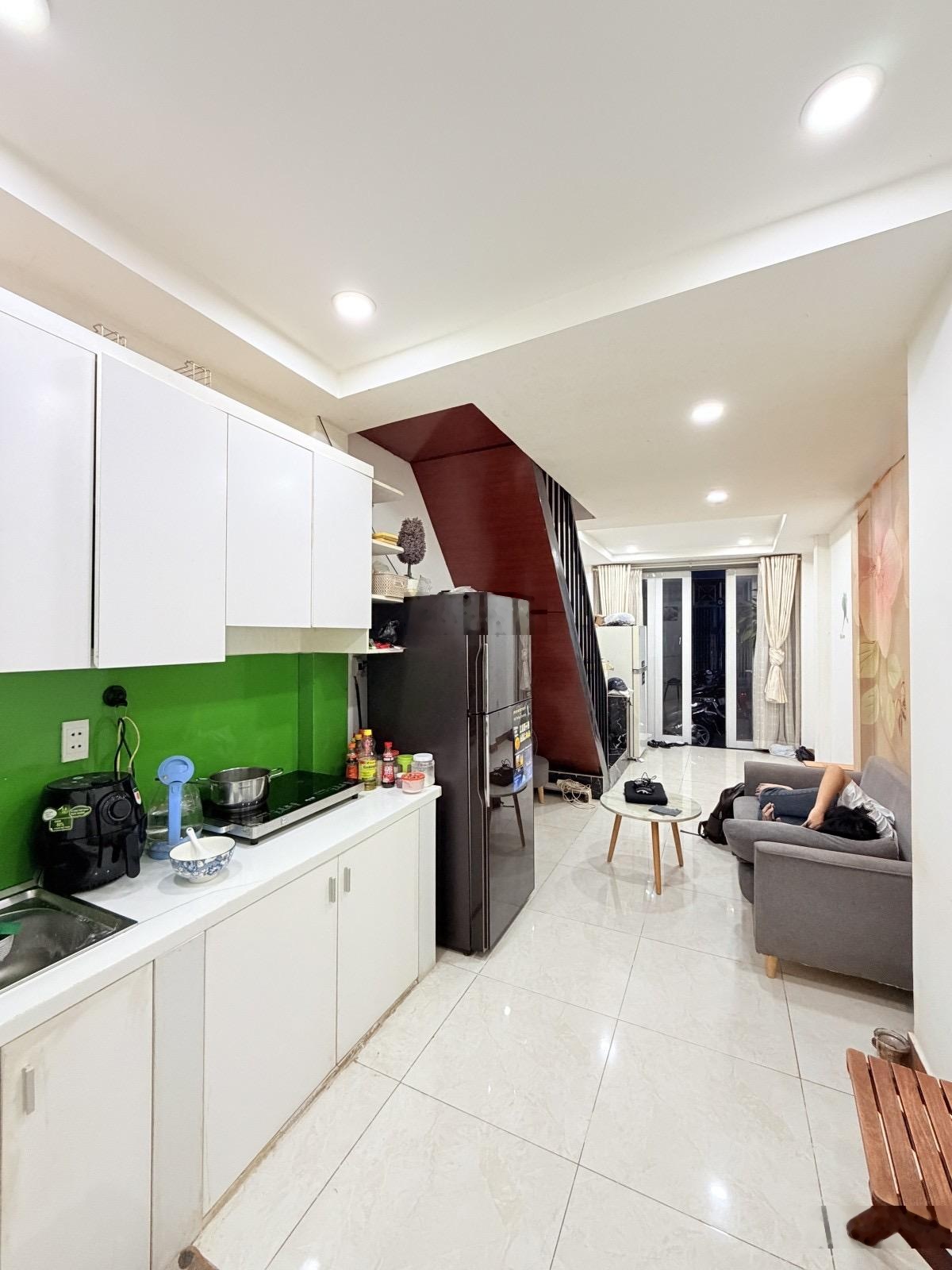 Trung tâm Quận 10 - Tô Hiến Thành, P12 - hẻm xe tải 5m - 3 tầng, 3PN - sổ hồng riêng hoàn công đủ