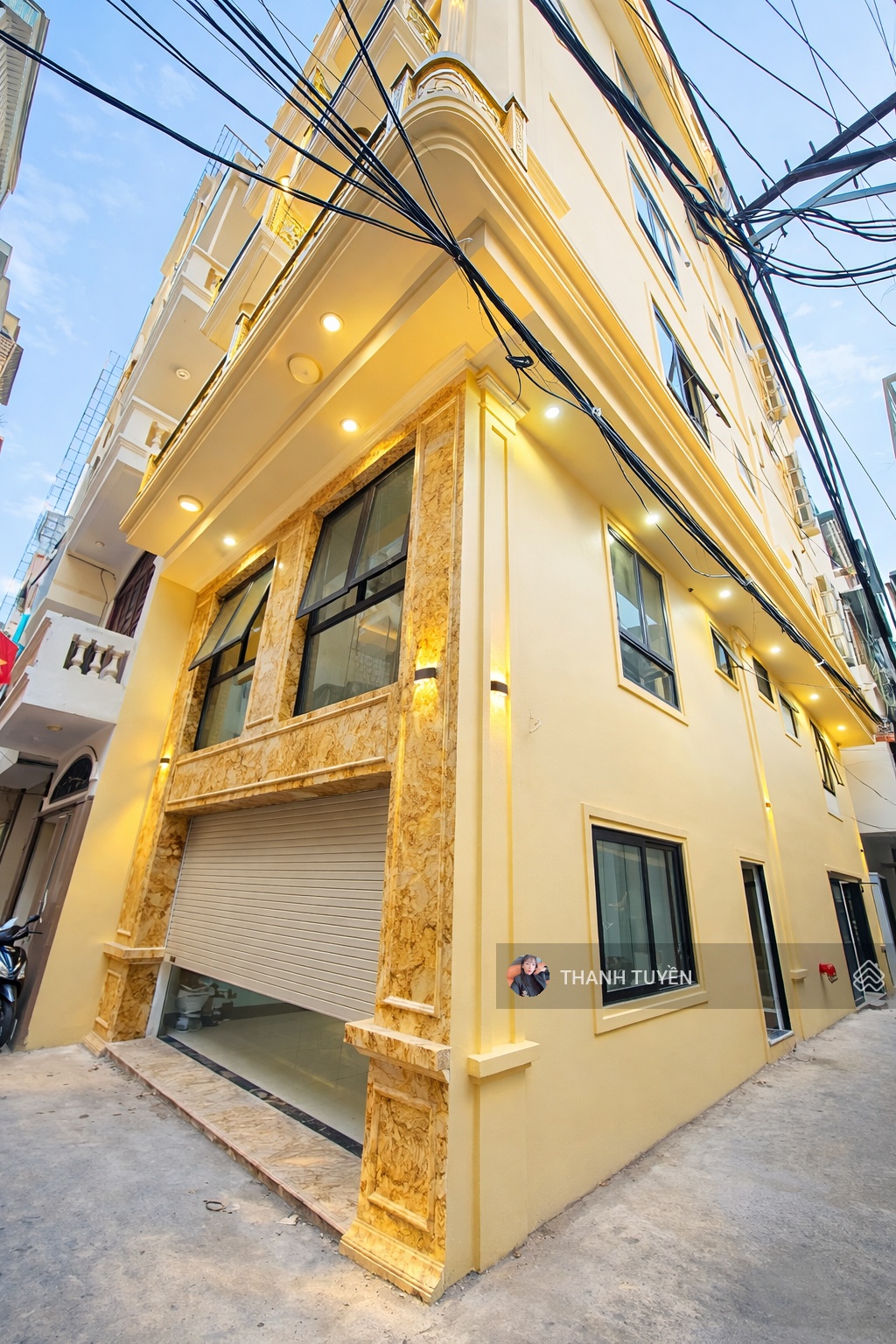 Toà nhà căn hộ dòng tiền 23p - Ba Đình 100m2 - 7 tầng thang máy MT ~6m - ô tô đỗ cửa