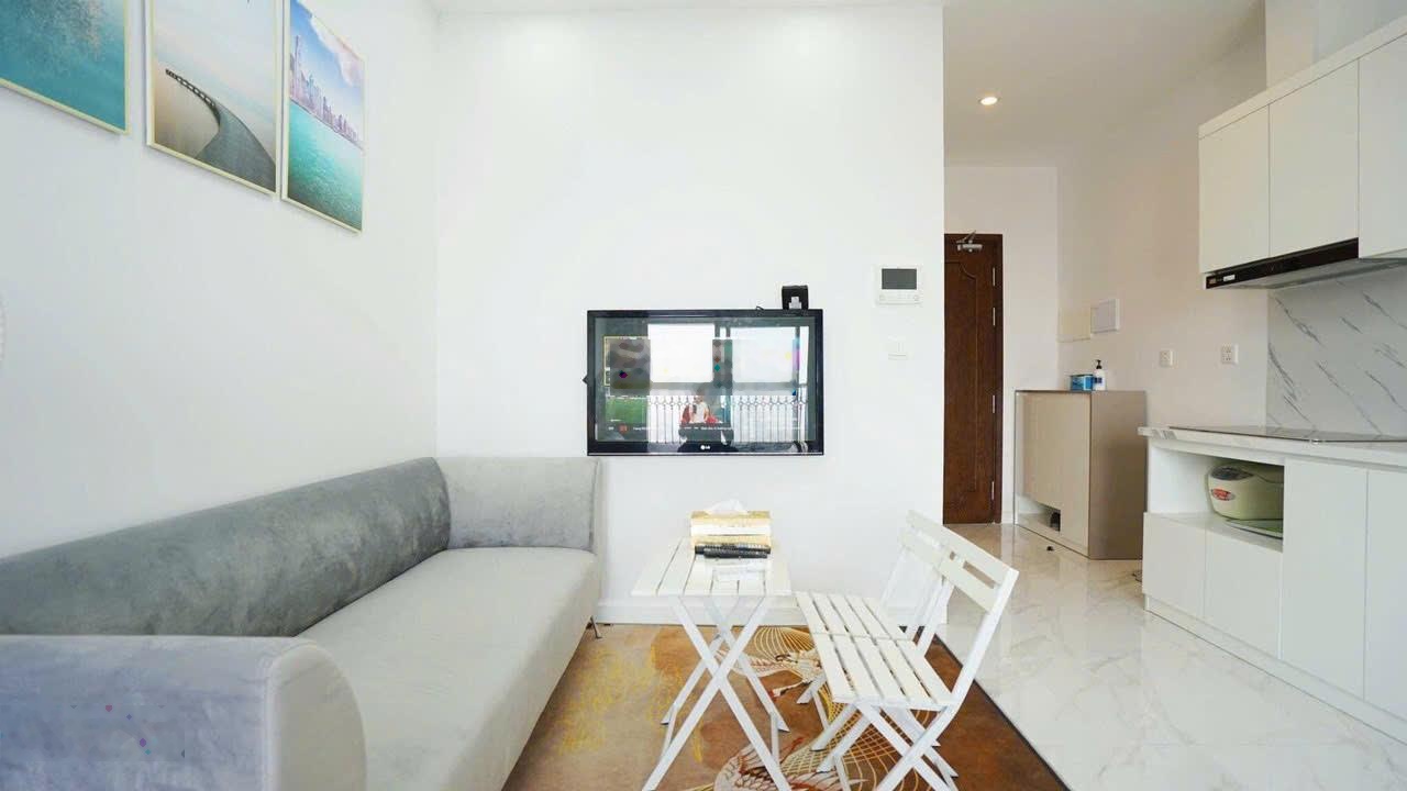 Bán tâp thể nghĩa tân , cầu giấy Dt 90m2 nhà 3 ngủ nội thất full đẹp giá 4,5 tỷ