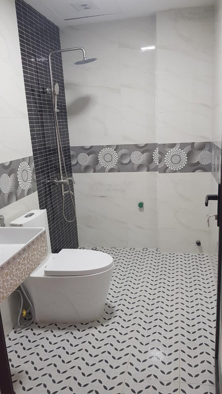 Bán căn góc mặt ngõ Kinh doanh ngay sát Văn Quán-Tô Hiệu Hà Đông 38m² 5 tầng thang máy oto tránh