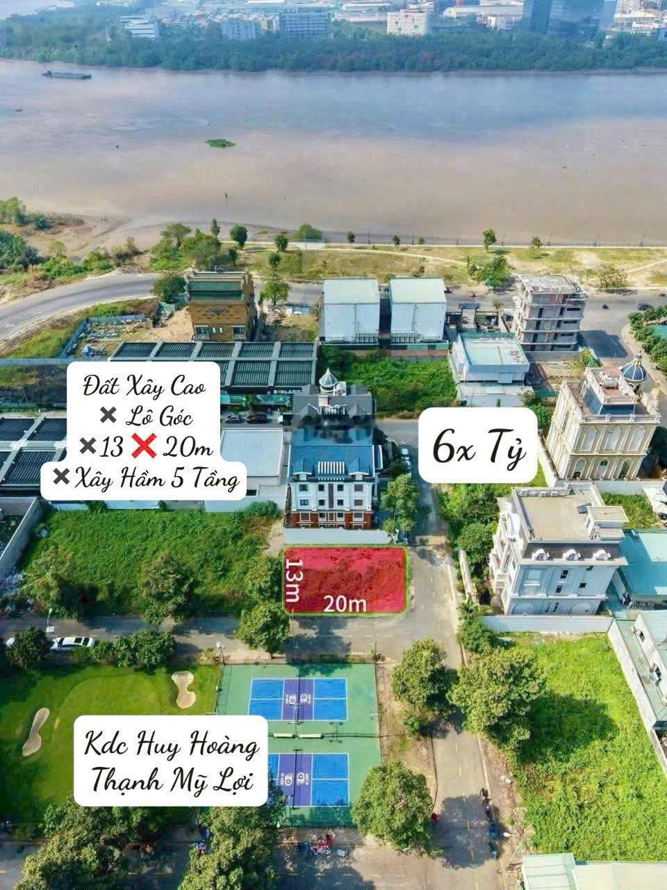 Đất giảm 3 tỷ, góc Huy Hoàng Quận 2, 13m x 20m = 240m². Giá 60 tỷ, thuê 70 tr