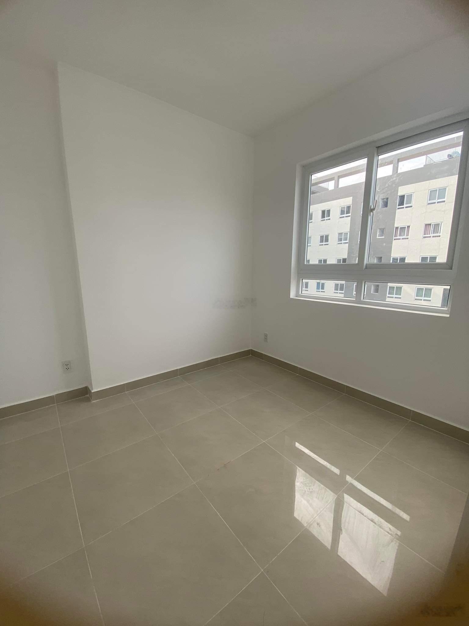 Cần cho thuê căn 65m2(3pn) topaz home 2, q.9 giá 7tr.