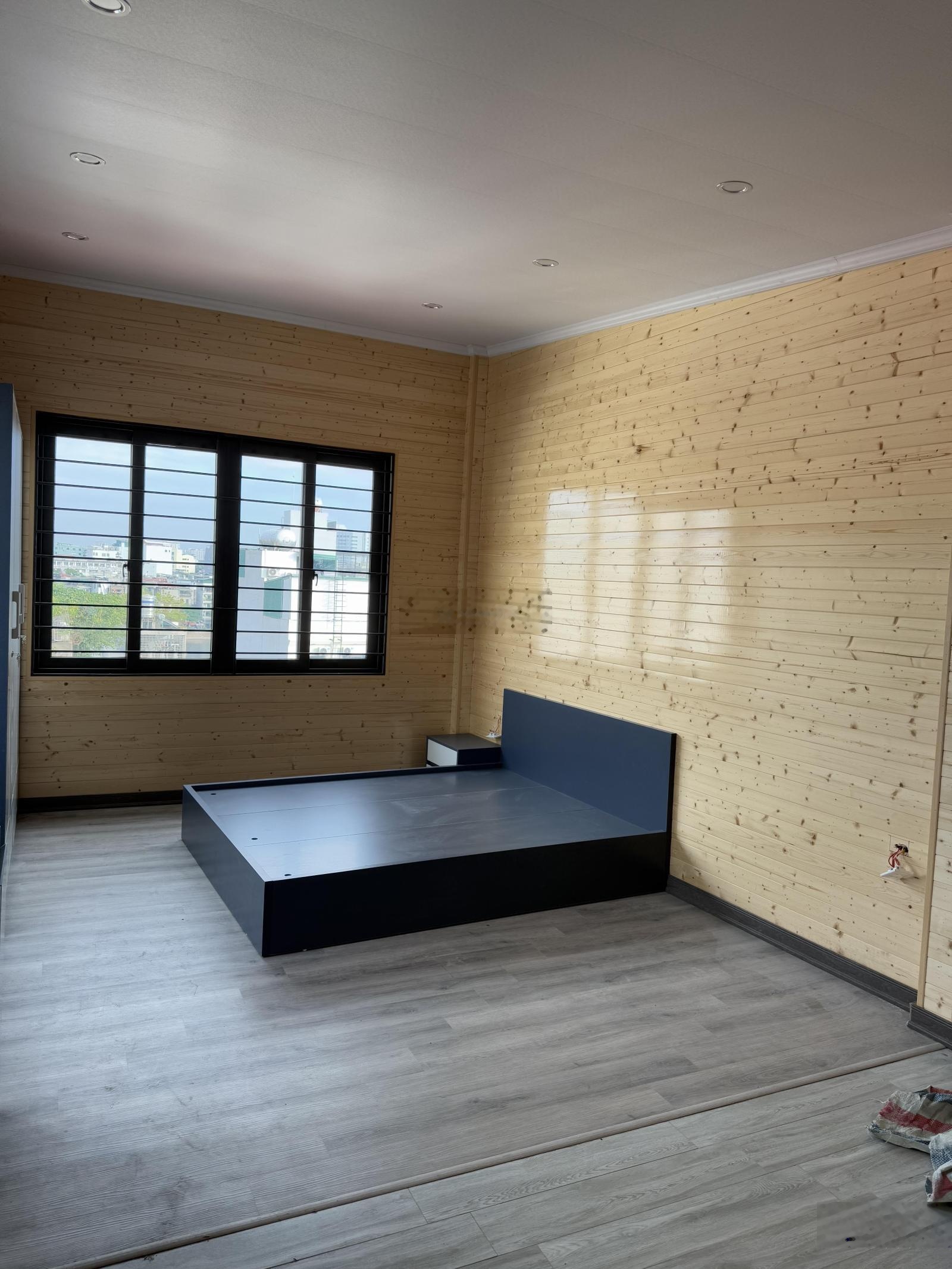 Bán nhà đội cấn giá rẻ 11,6ty. Chủ mới về ở luôn. Hạ giá để bán trước tết