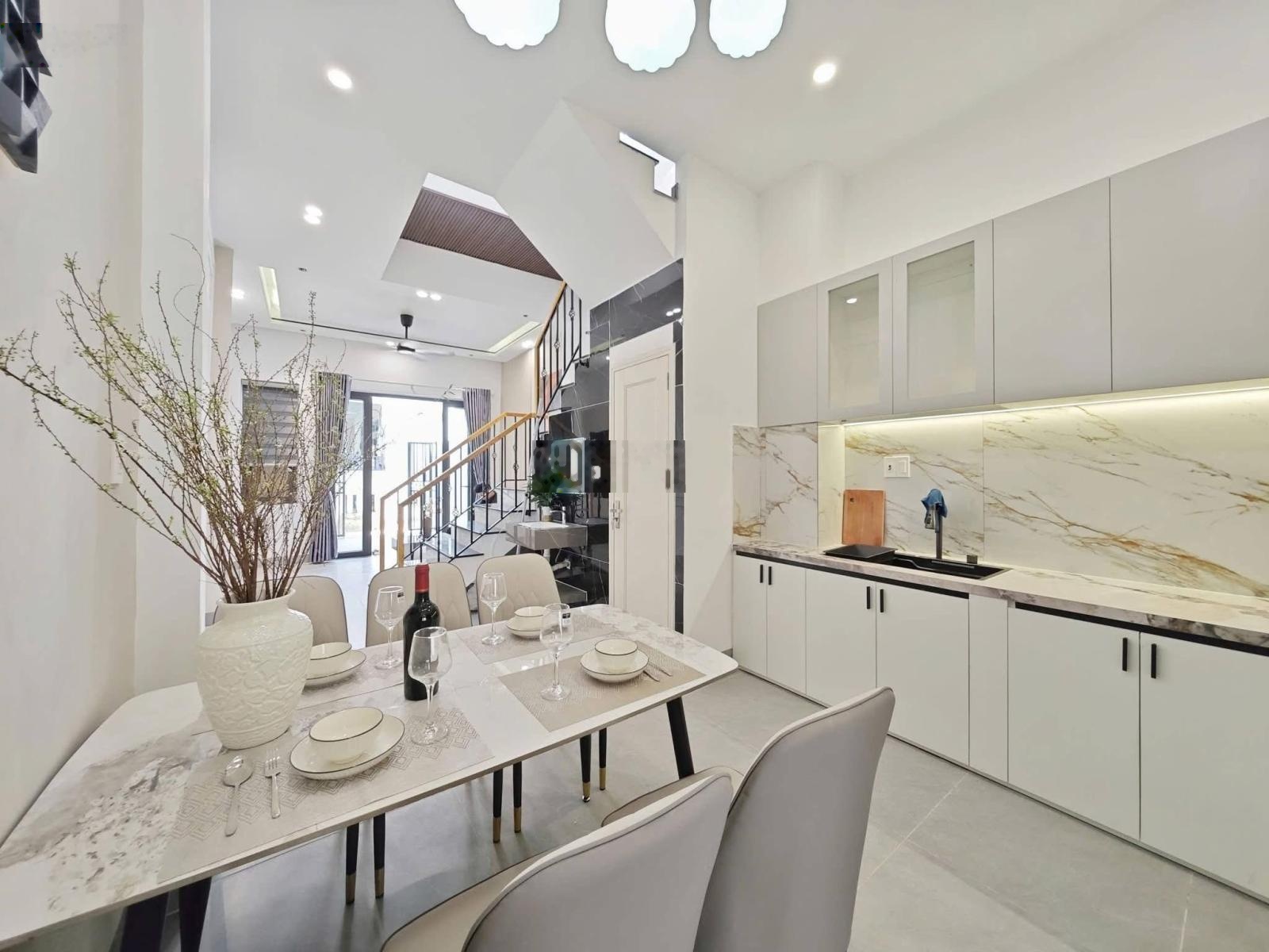 ĐIỆN BIÊN PHỦ NHÀ ĐẸP NHƯ HÌNH Kết cấu: Nhà 2 tầng Diện tích: 72m