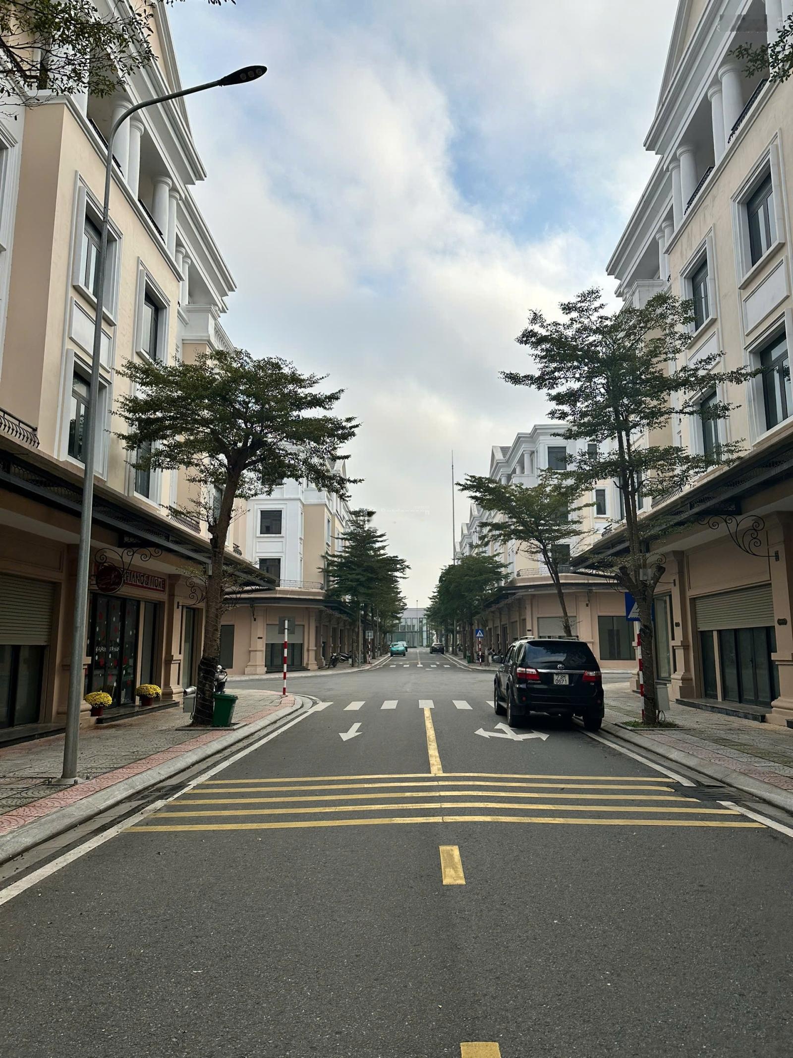 Bán căn shophouse Vin Đông Hà - mặt tiền phố chợ đêm 6m