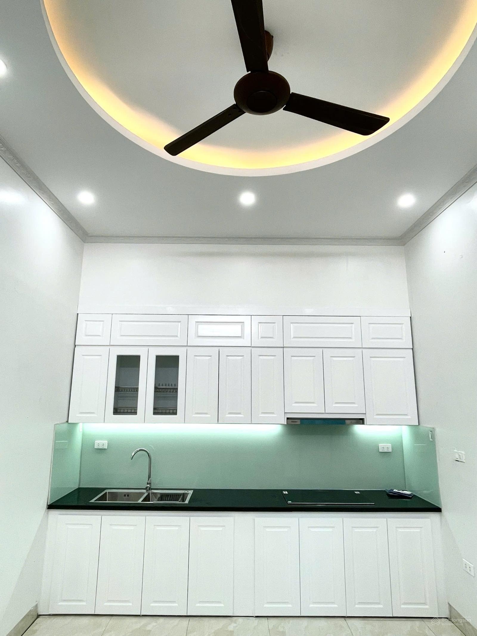 Bán Nhà Dương Nội Căn Góc 61m² 3 Tầng MT 5m Giá 13,4 Ty