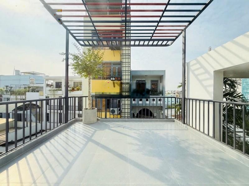 Bán nhà mới xây tại phan huy ích - hẻm xe hơi - full nội thất cao cấp - chủ giảm sâu trước tết.