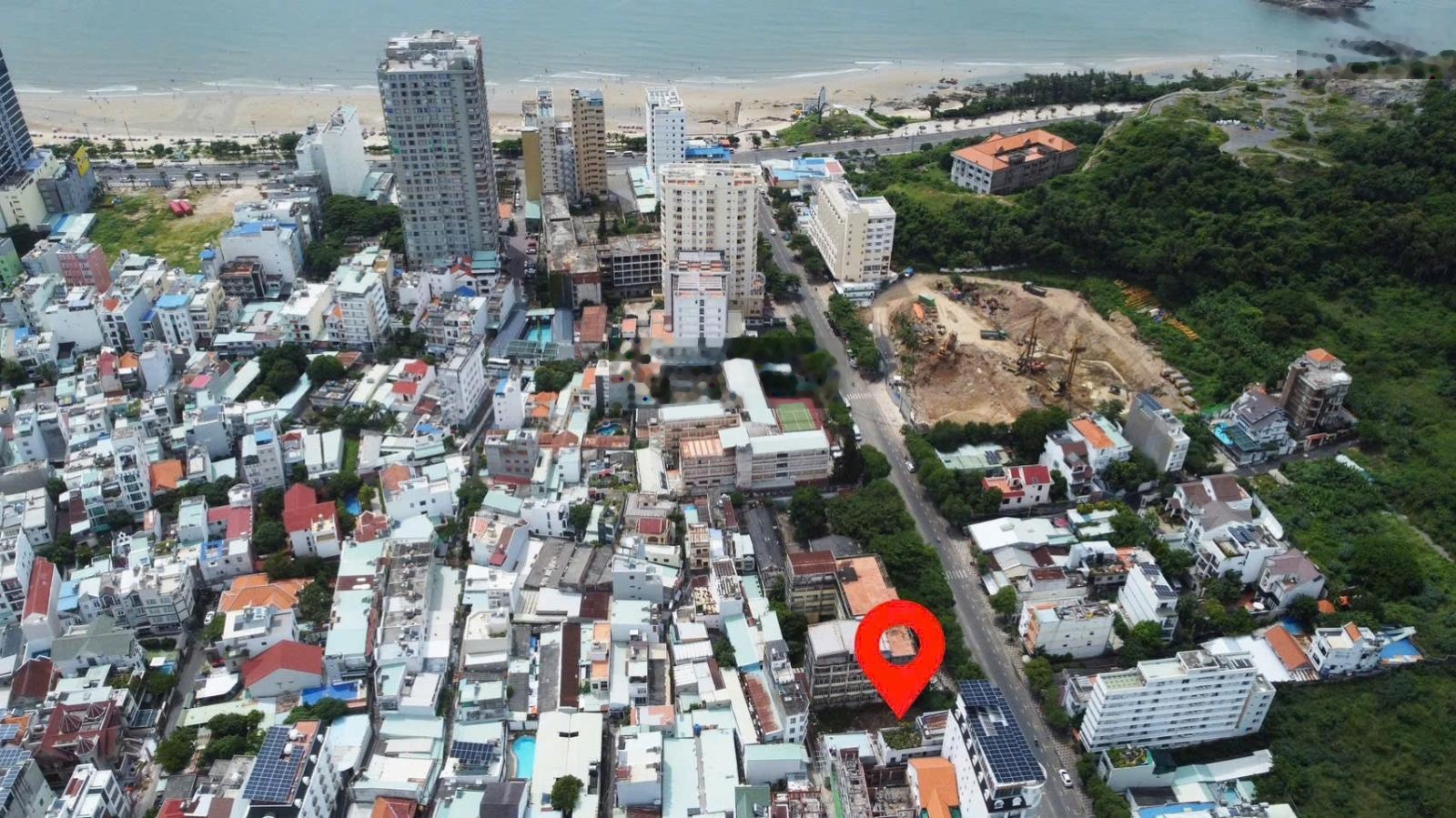 Bán quỹ đất hiếm mặt tiền phan chu trinh ( dt:490m2) + sát biển thùy vân + xd được cao tầng