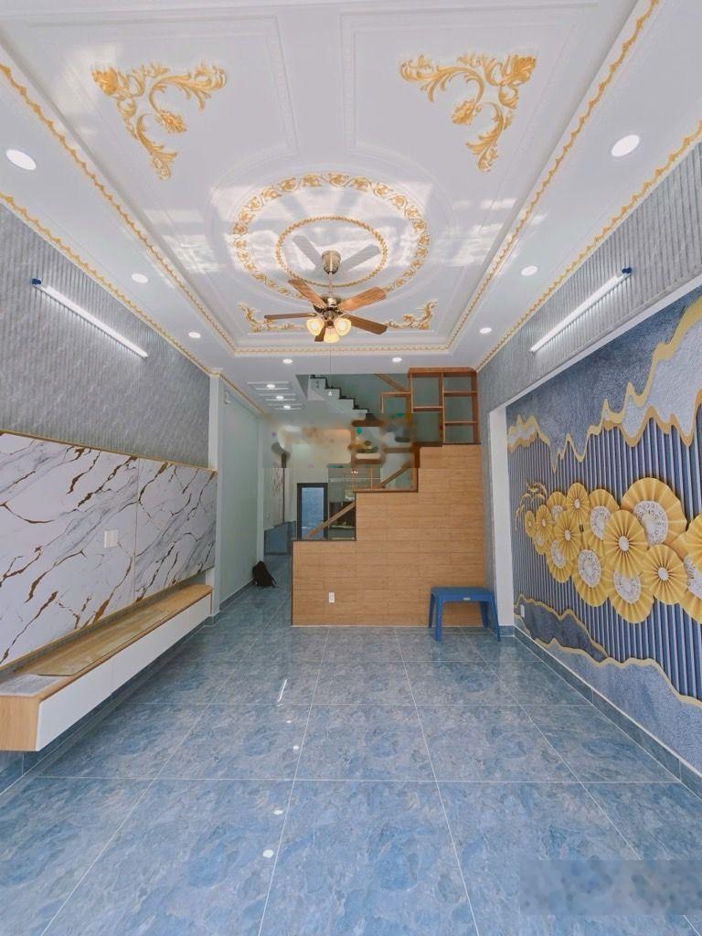 Bóc tem trước tết - chỉ 5,8 tỷ sở hữu ngay nhà 3T4PN 130m2 dts - HXH- Lò Lu Q9- SHR Hoàn công đủ.