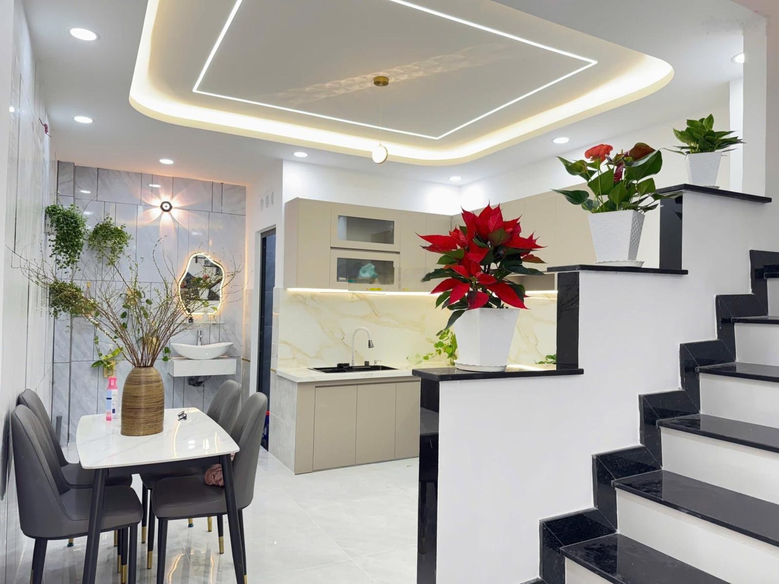 Hẻm xe tải đậu cửa - Ngay Lý Thánh Tông - Tân Phú- Phan Anh 6.tỷ nhỉnh nhẹ 3 tầng - 50m2 -4x12.5