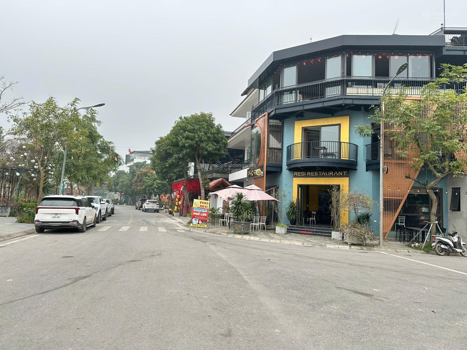 Biệt thự góc 2 mặt tiền view hồ trung tâm Phố Thắng, Hiệp Hòa, BN 160m2 giá thỏa thuận