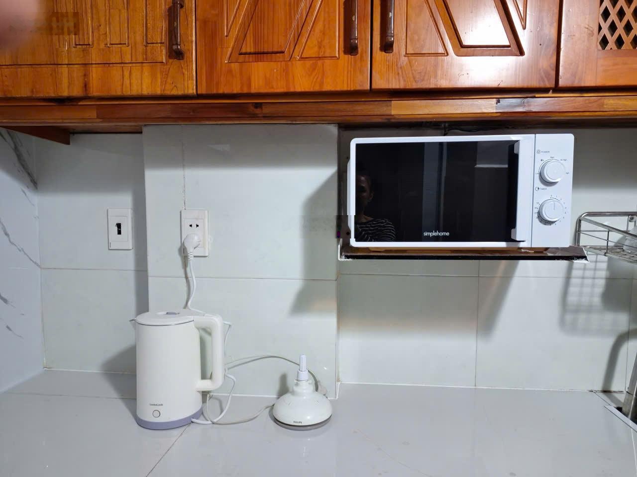 Chính chủ cho thuê nhà trung tâm Q1 trệt lầu, 3 phòng ngủ sạch, thoáng.