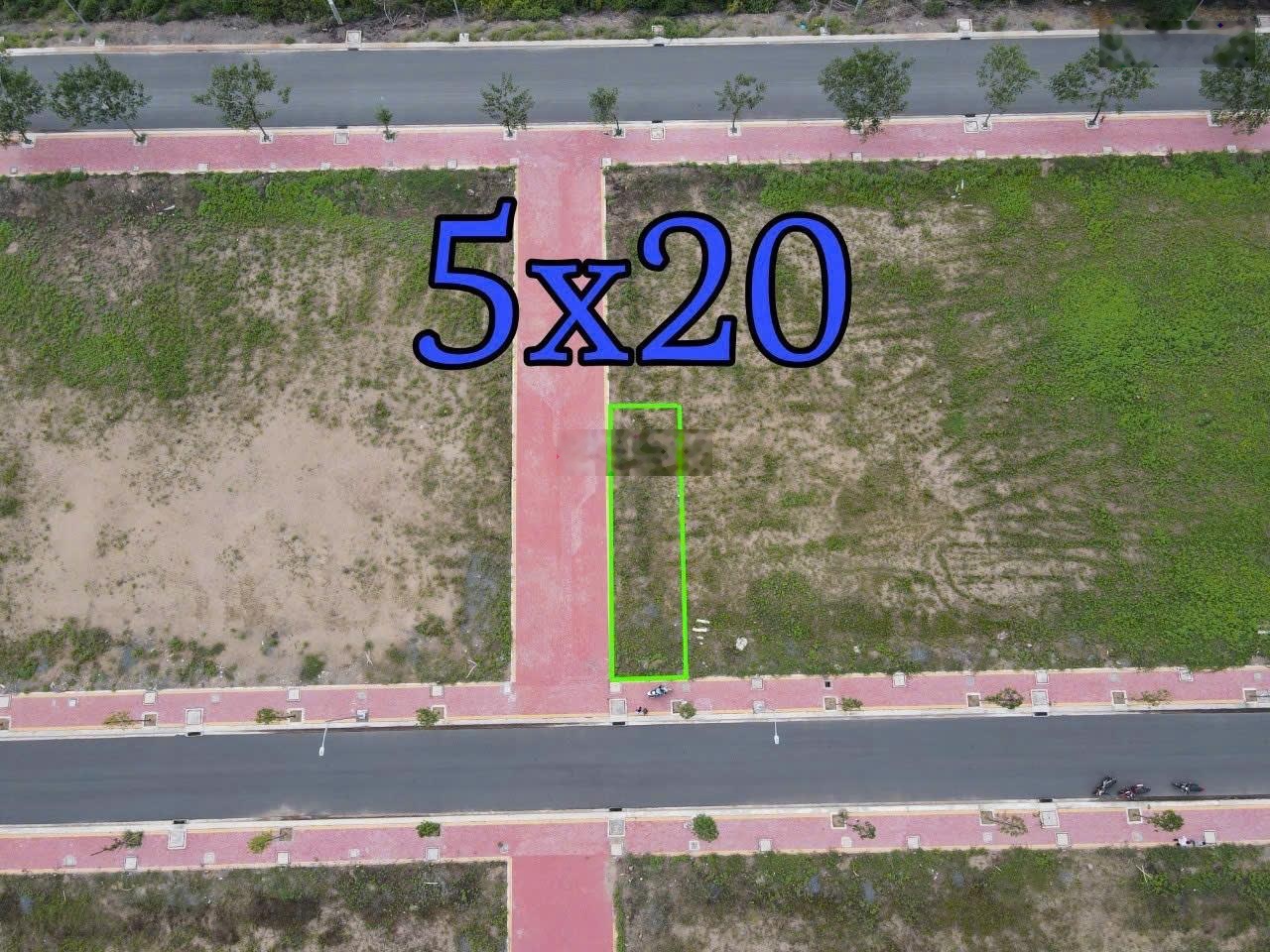 Bán gấp lô đất đẹp 2 mặt tiền, khu phức hợp trung Thủ Thừa, đất đô thị, sổ sẵn, giá tốt