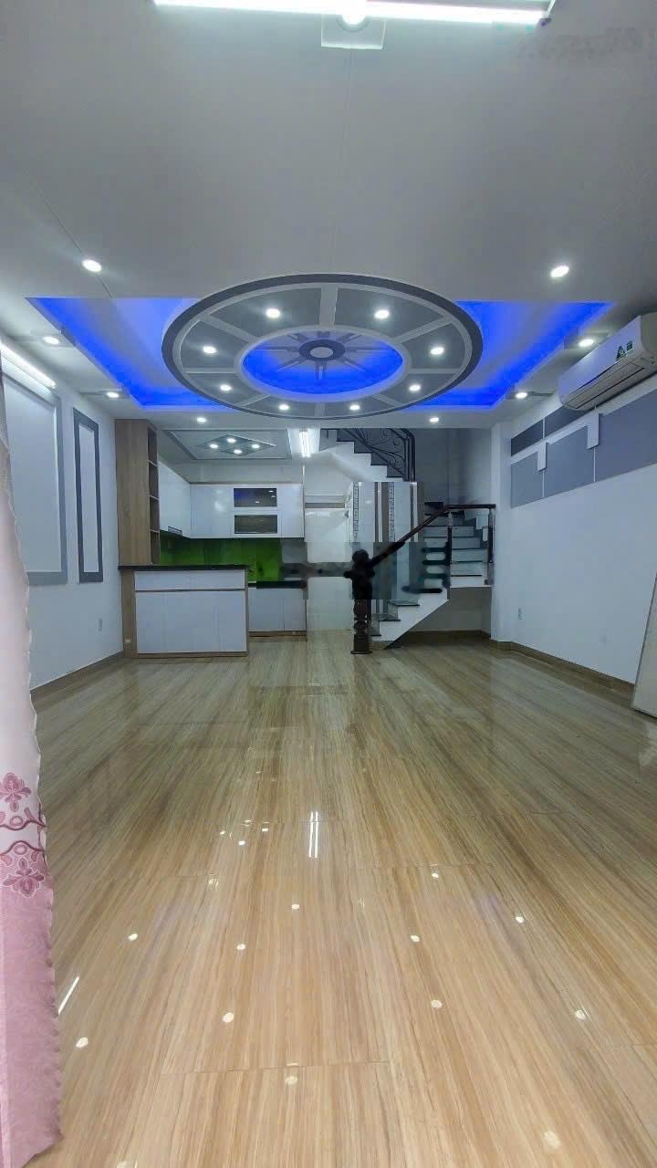 Siêu phẩm ngang 5m - 5 tầng - 2 mặt tiền - hẻm xe hơi huỳnh văn bánh - vuông a4 - nhỉnh 8 tỷ