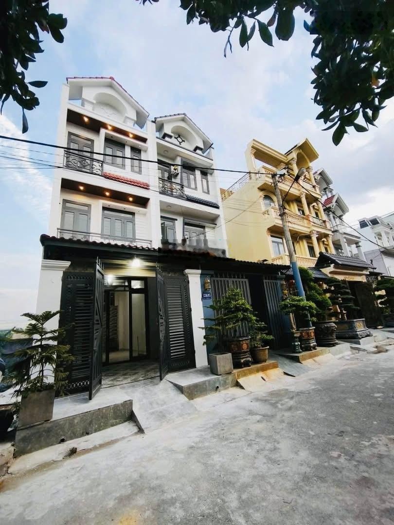 Gấp bán - nhà 3 tầng - 4x18m + 65m2 tặng thêm - thới an - liền kề khu dân cư phú nhuận - đường 8m