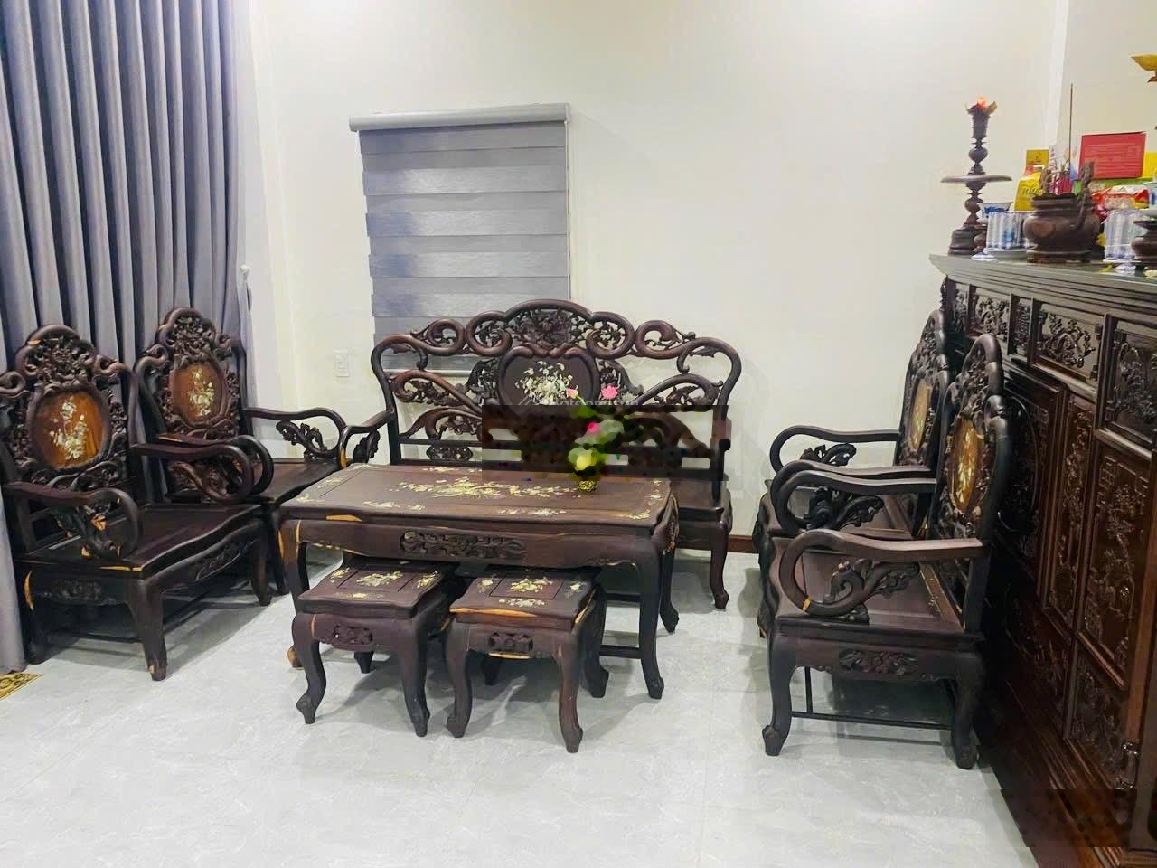 Hạ giá bán nhanh nhà đẹp mặt tiền đường Trường Sơn 5 tầng Nam Nha Trang chỉ 7,5 tỷ