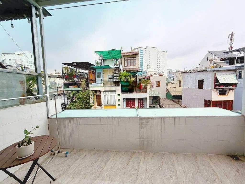 Bán nhà mặt đường Nguyễn Thượng Hiền, Quận 3 khu Bàn Cờ