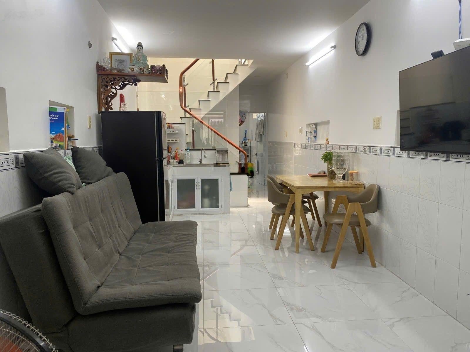 Tô Hiến Thành - 51m2 - sổ thông thoáng - khu an ninh - nhà cao tầng - nhỉnh 6 tỷ