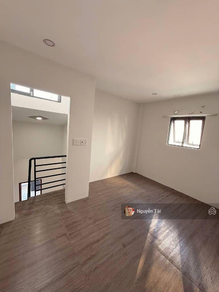 Bán gấp Nhà riêng Gò Xoài, BTân, 44m2, 3 tầng mới 100%, hẻm xe hơi, chỉ nhỉnh 3 tỷ.