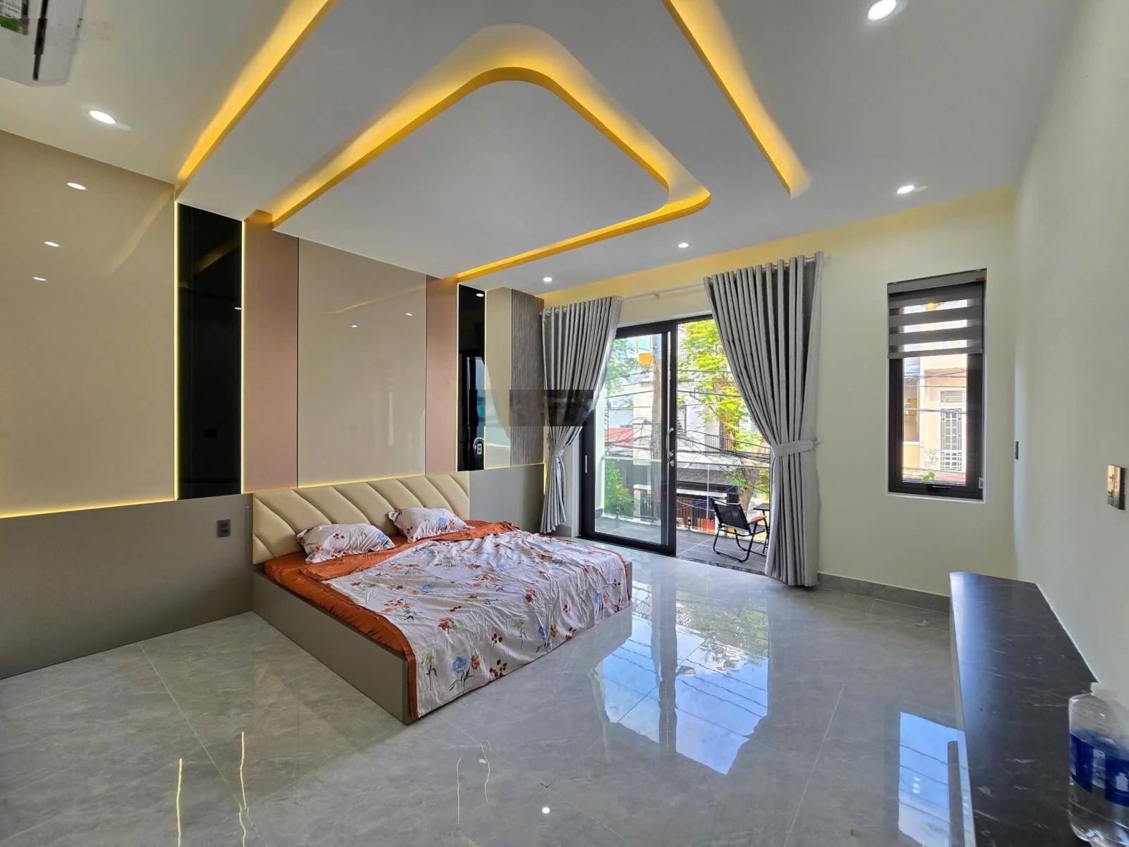 Cần bán nhà 3 tầng mới xây đường Nguyễn Đức Thiệu, phường Cẩm Lệ, Đà Nẵng full nội thất xịn xò