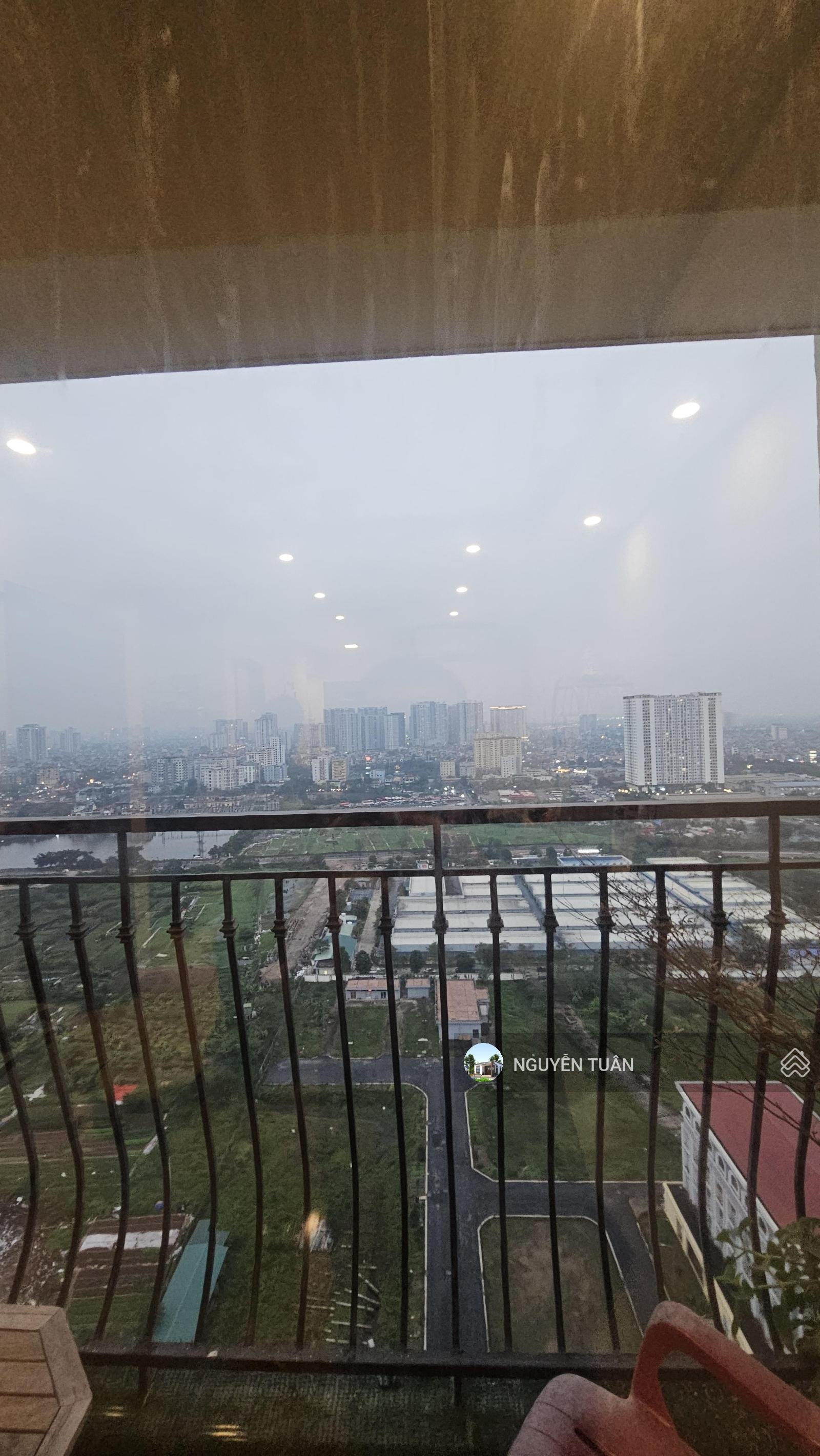 Bán căn hộ 73,4m2 Tầng trung tòa CT1 ban công view time city