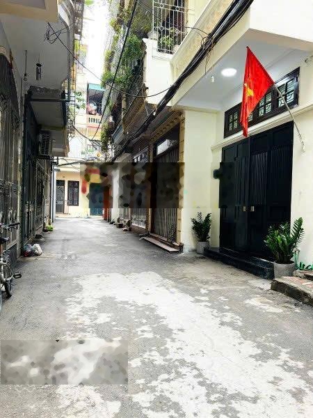 Cho thuê NR 261/33/15 Nguyễn Đình Chiểu, 28 triệu, 24m2, 3PN, 2WC, Q3, HCM