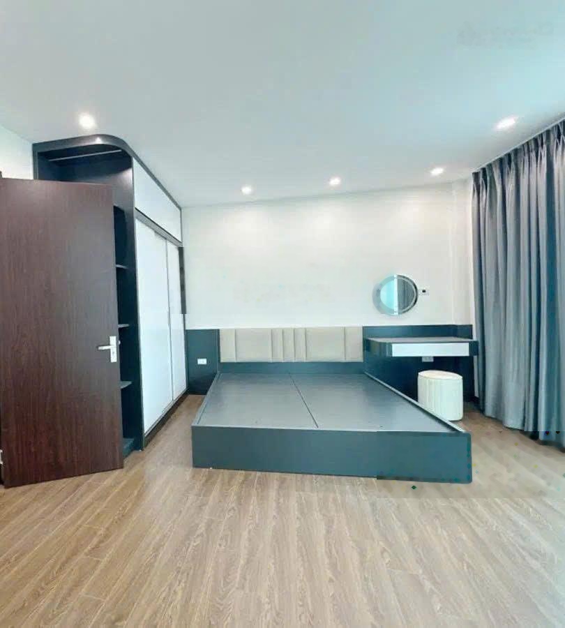 Bán gấp nhà đường ô tô tránh ở phú diễn - ô tô vào nhà, ngõ thông, phân lô, thang máy 45m2 12.9 tỷ