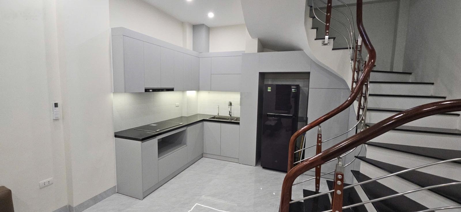 Chính chủ cho thuê nhà full đồ phố Đông Ngạc vào ở luôn dt:35m2 x4T Full đồ mới tinh