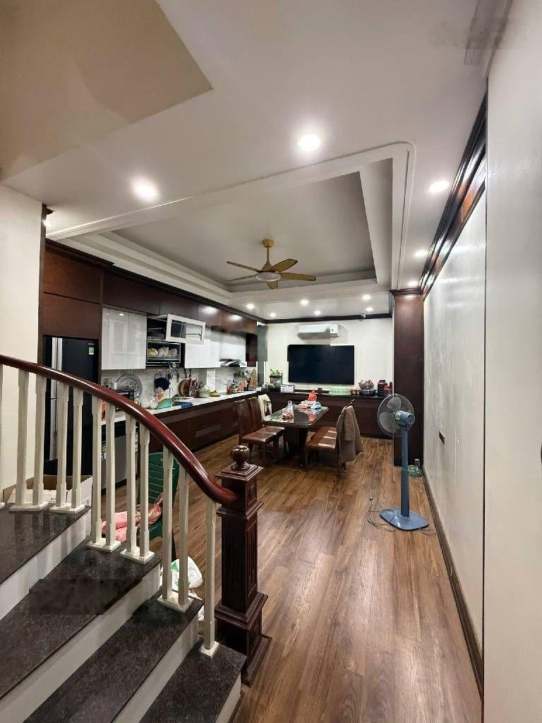 Chính chủ bán nhà Lk văn phú DT 90m2, 5 tầng, 25 tỷ