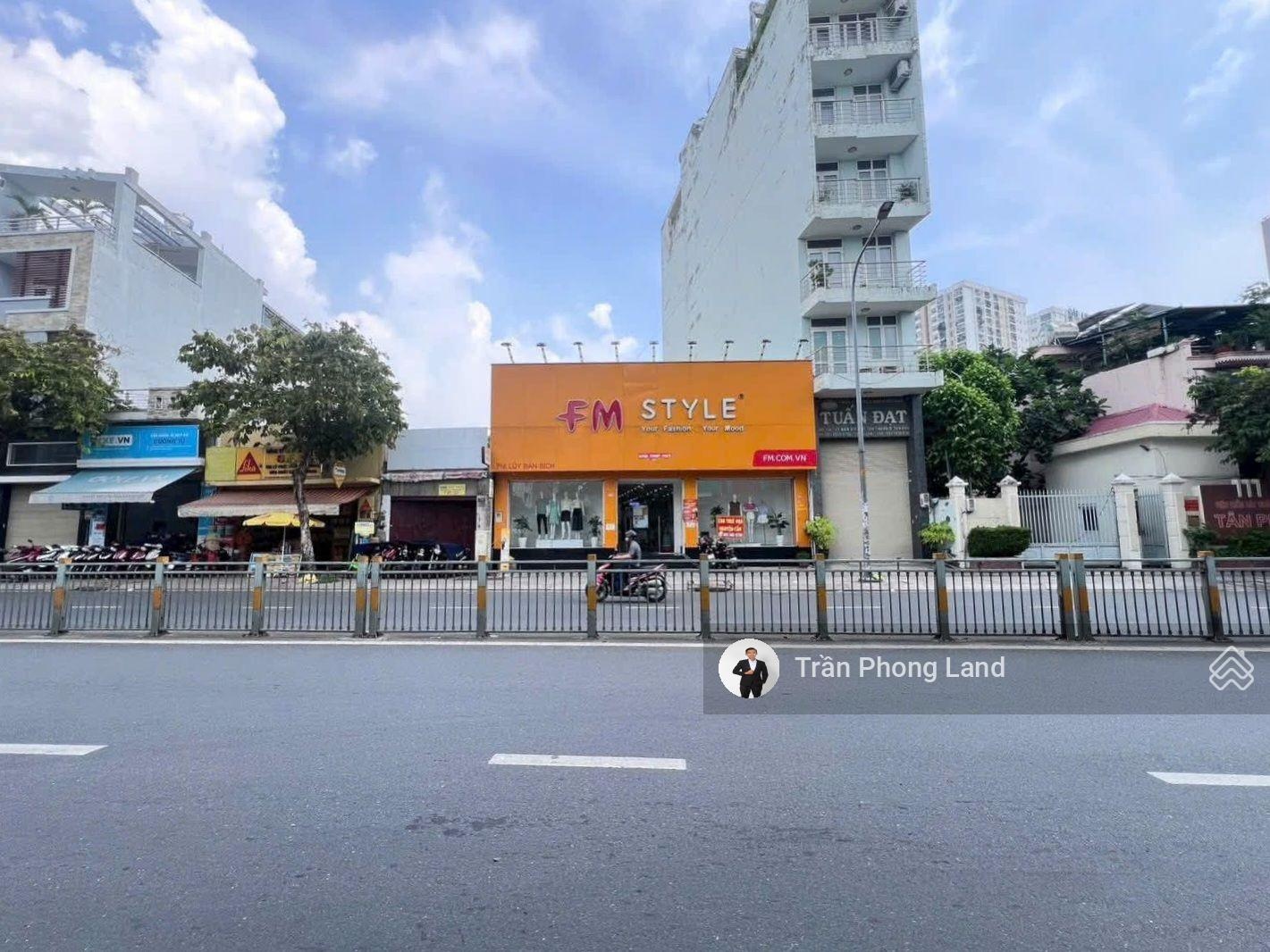 Chính chủ gửi bán nhà mặt tiền 718-718A Lũy Bán Bích, P.Tân Thành, Q. Tân Phú, 11.5x35m, 0938140491