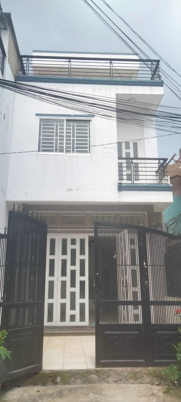 Cho thuê nhà 1 trệt 2 lầu 4 phòng ngủ 3WC DT 5x20m giá 6 triệu/tháng cách Nguyễn duy trinh 200m