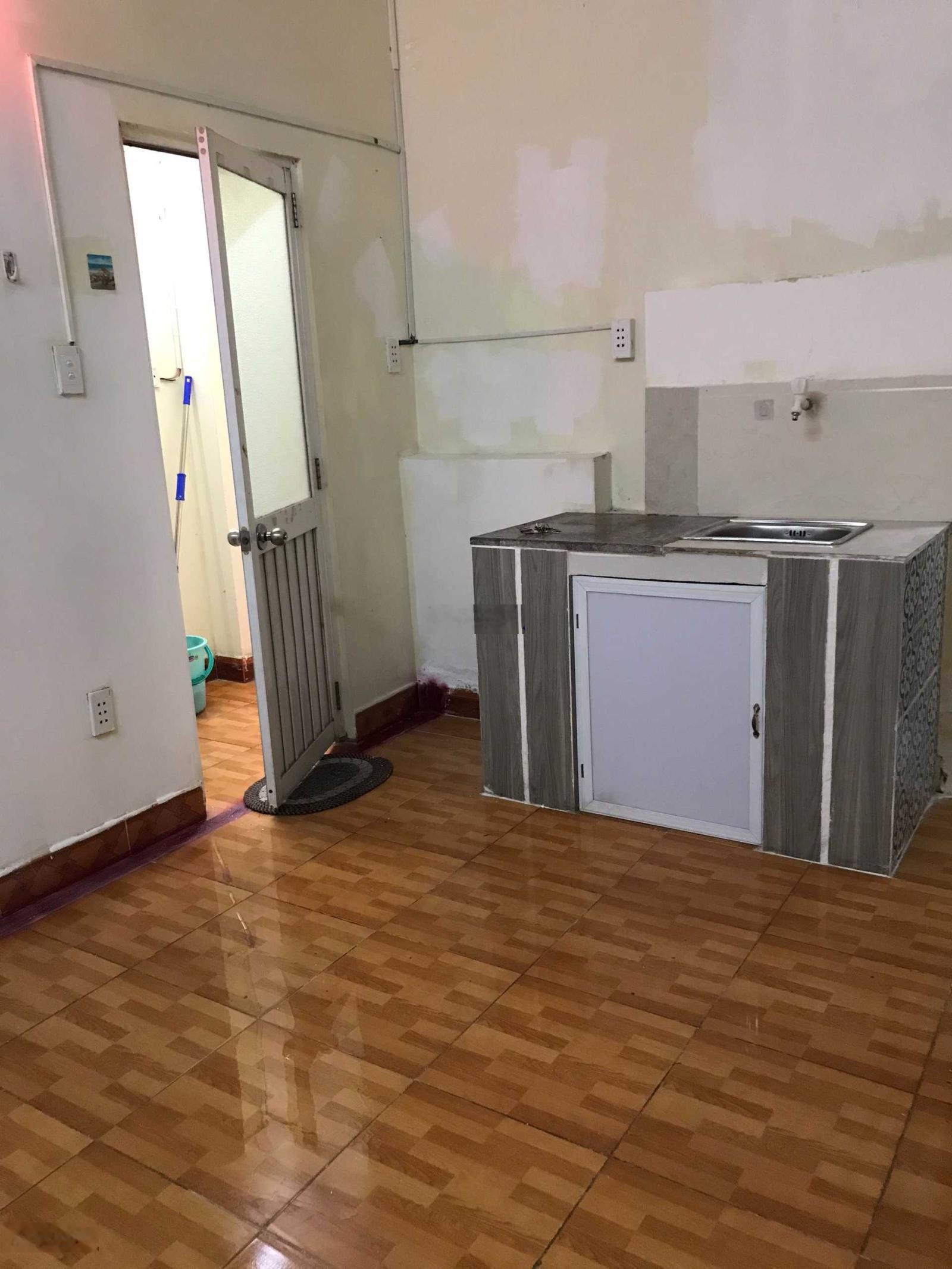 Chính chủ cho thuê phòng trọ trung tâm 19 Nguyễn Hữu Thọ, Đà Nẵng - gần đại học Duy Tân, sân bay