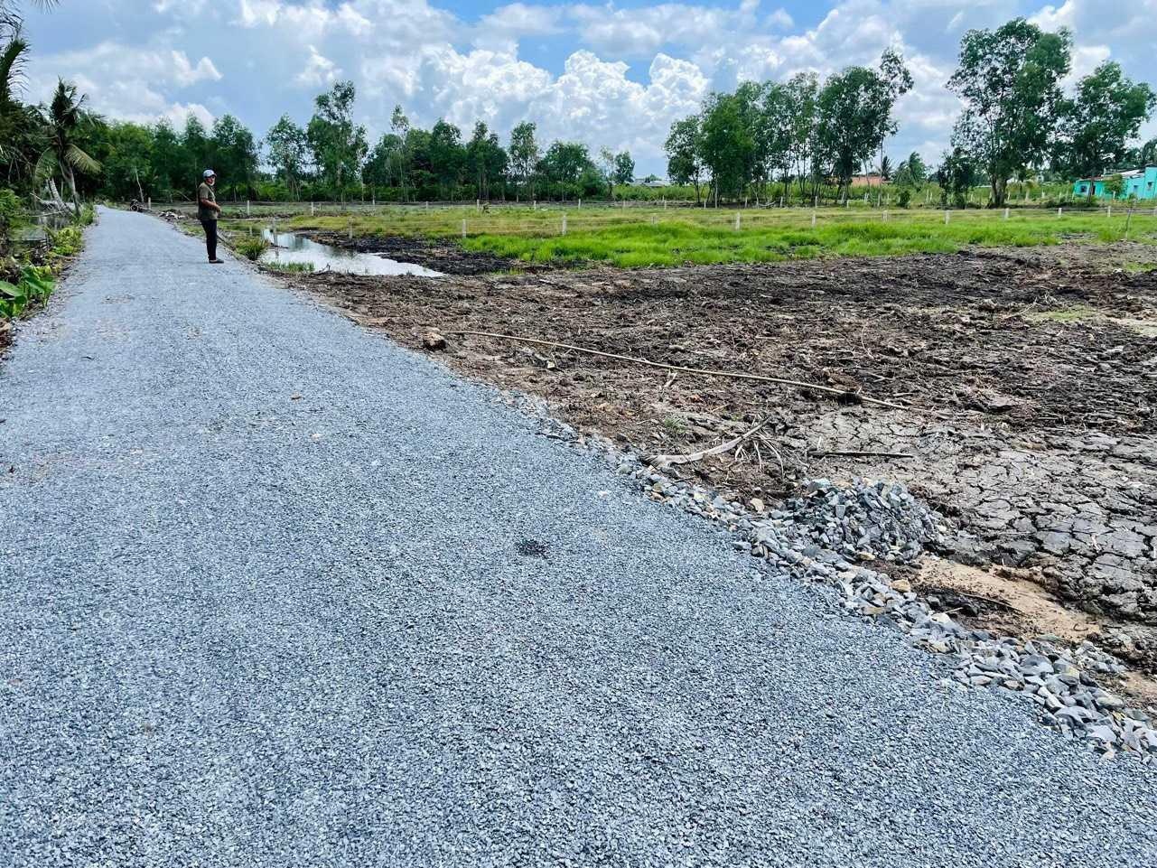 132m2 thổ cư cách TL816 chỉ 200m 1/ đường 7 chỗ giá ngộp. Bến Lức - LA