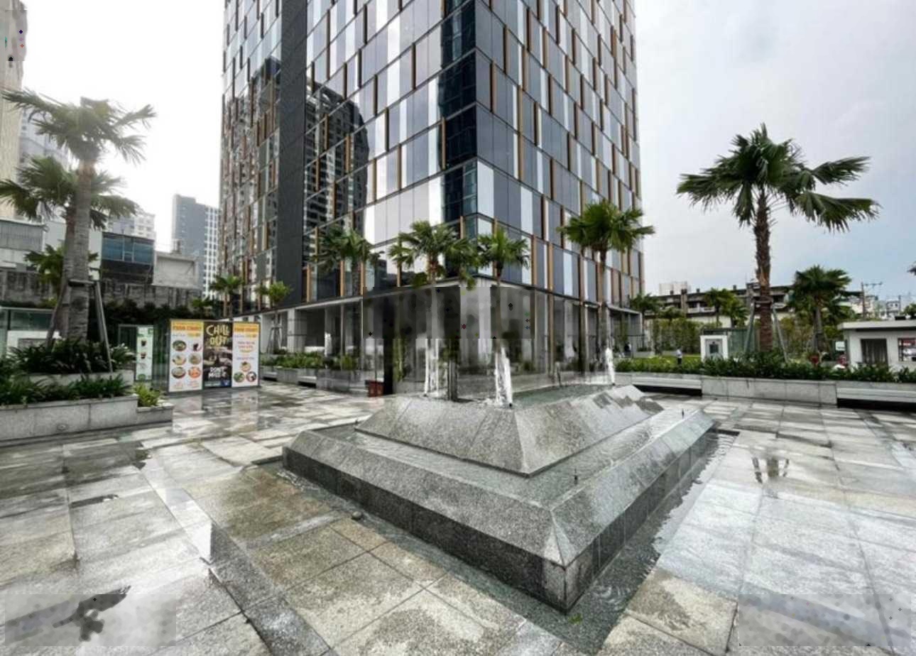 Cho thuê văn phòng E.Town Central đường Đoàn Văn Bơ, Quận 4. DT: 300-500m2. LH: 0906391898