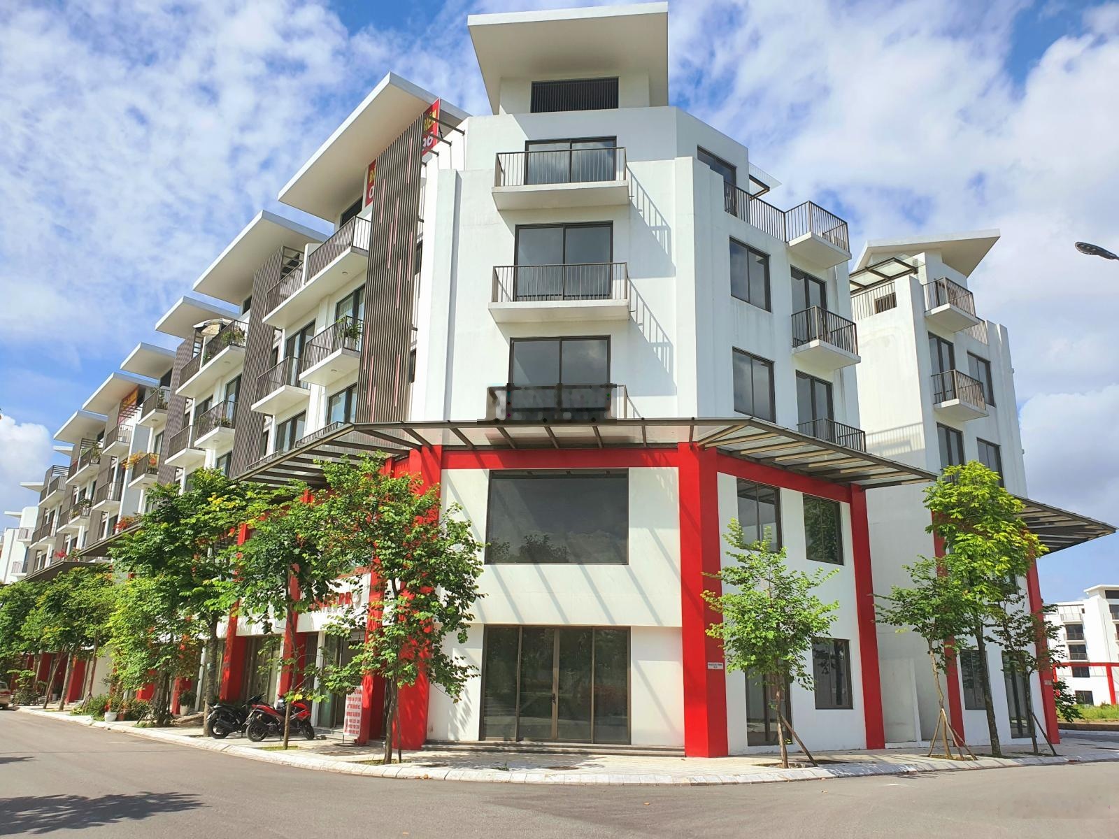 Cần bán gấp nhà phố Khai Sơn, 103m2 (lô góc) view hồ điều hòa 15ha, Đông Nam. LH: 0989386638