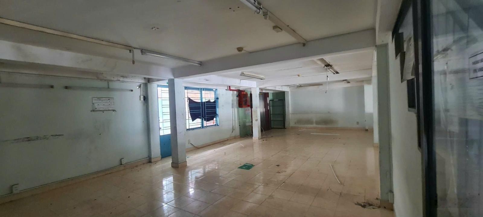 Bán căn hộ dịch vụ đường Quang Trung, phường 8, quận Gò Vấp, DT 12x24m