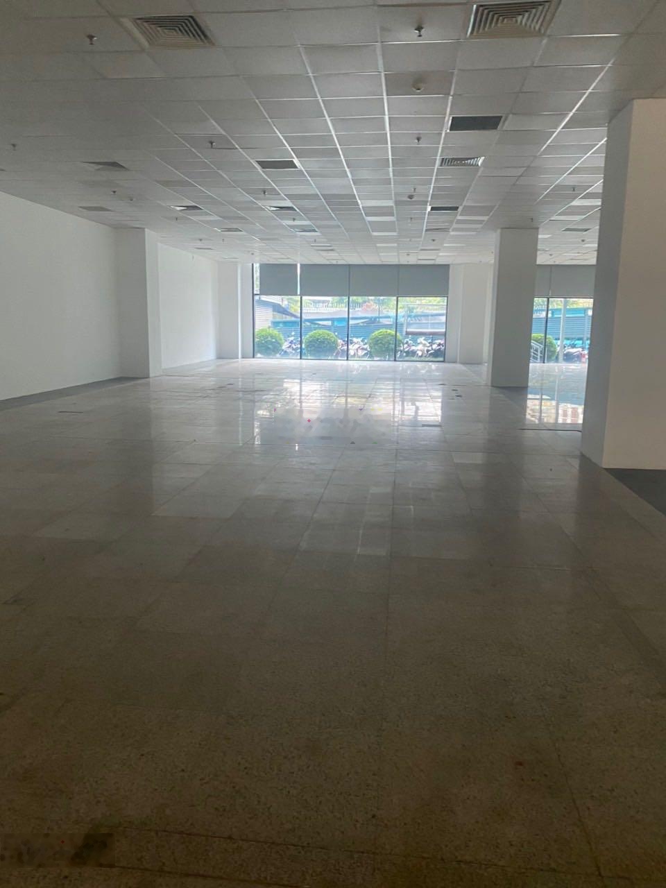 BQL cho thuê văn phòng toà The Matrix One Mễ Trì DT 50m2, 74m2, 165m2, 215m2, 1532m2 giá 140k/m2/th