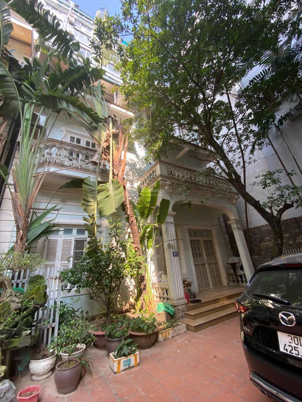 Chính chủ bán nhà ngõ 45 Tô Ngọc Vân - P Quảng An - Tây Hồ - Hà Nội 240m2x3T, gara ôtô, giá 78 tỷ