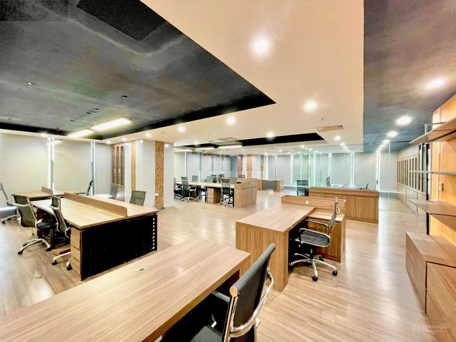 Cho thuê VP tòa Thông Tấn Xã 77 Lý Thường Kiệt 100m2, 250m2, 600m2, 800m2, giá 160 nghìn/m2/th