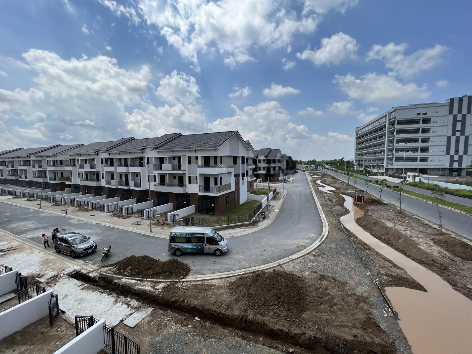 Shophouse mặt tiền to rộng 6m, cho thuê 120m2 Centa Riverside Từ Sơn 8 tỷ 0966228003