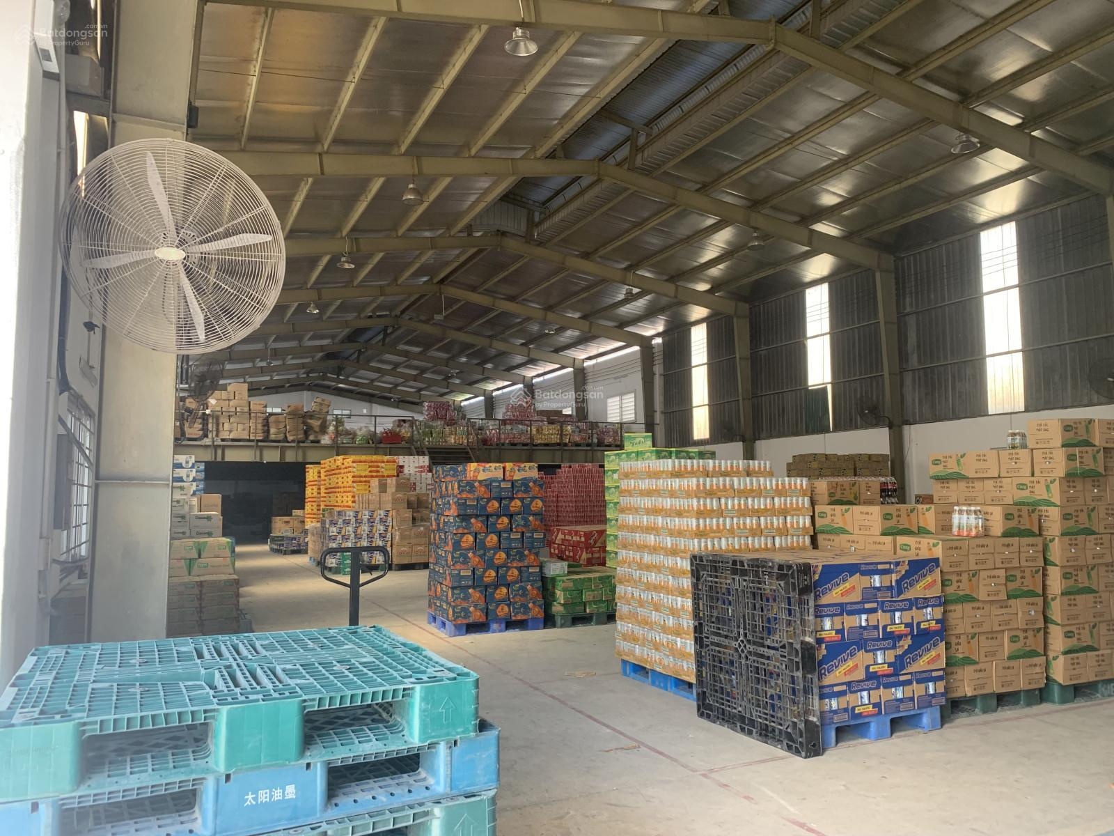 Cho thuê kho vip 250m2 & 560m2 mặt tiền đường Tân Thành, P. Phú Thạnh, Q. Tân Phú