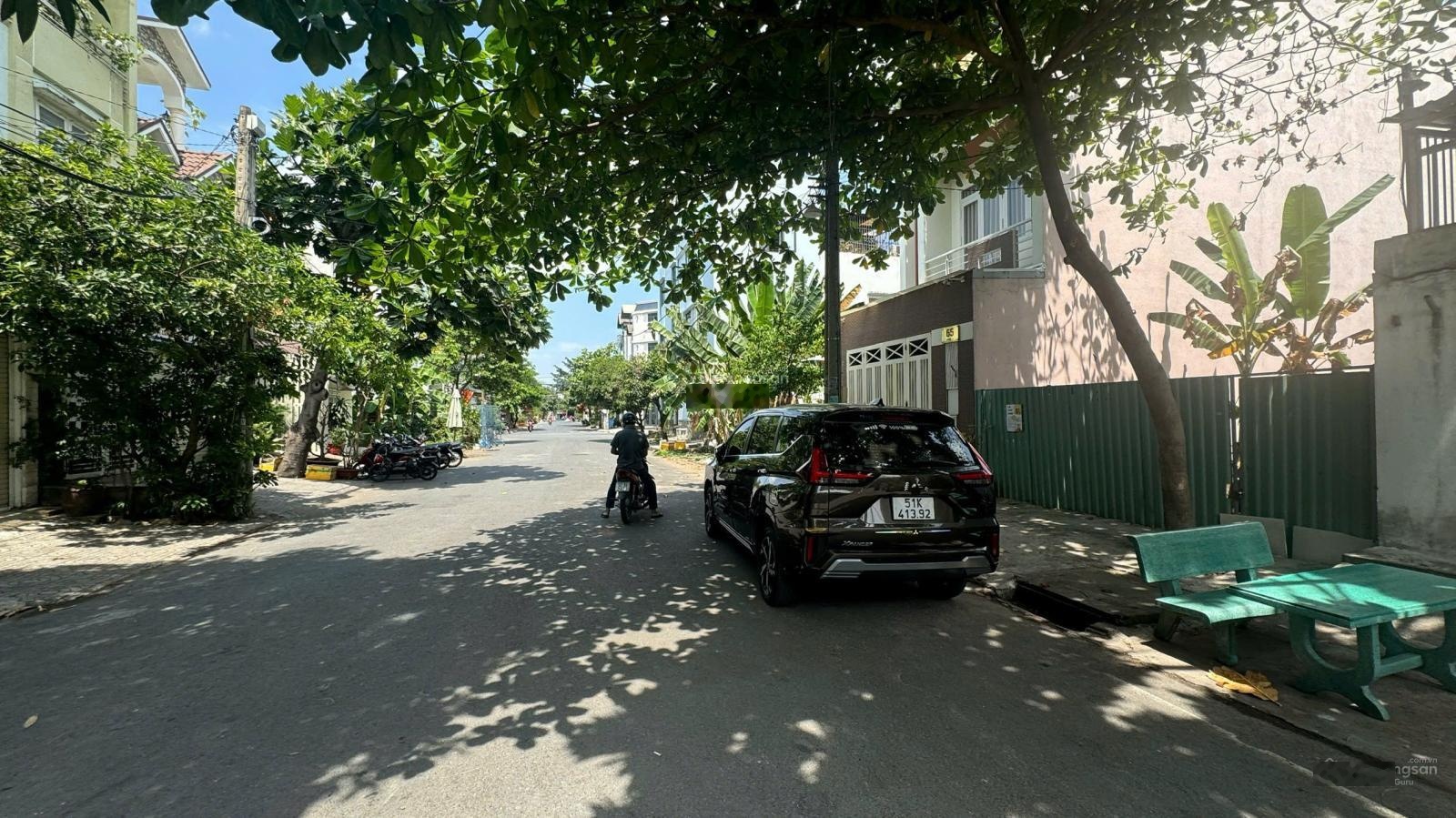 Cần bán Lô đất siêu đẹp 2 mặt tiền đường 14 cực kỳ thông thoáng, khu VIP Hồng Long, Hiệp Bình Phước