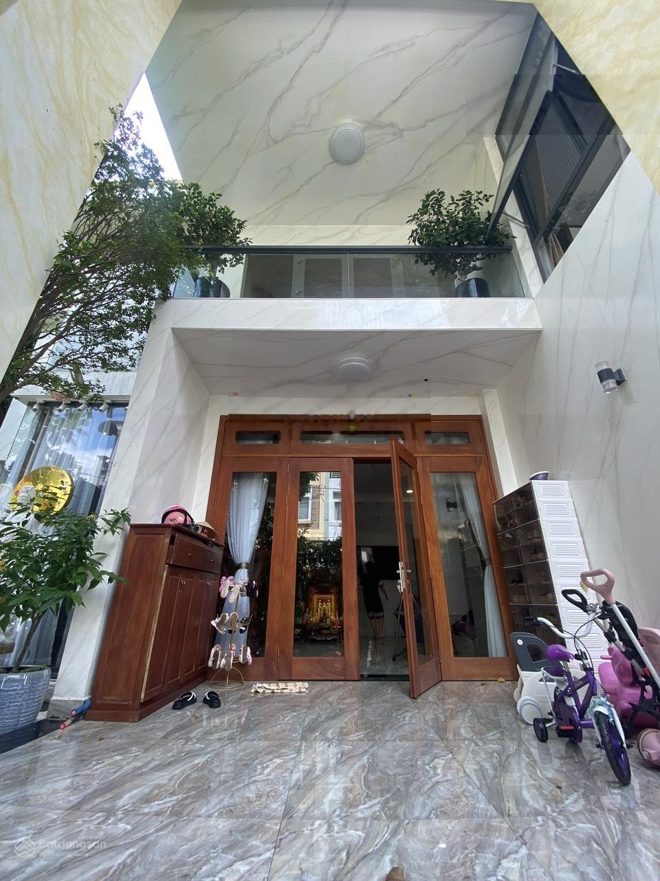 Giảm 10% bán gấp biệt thự Khu Compound Trần Não 210m2 giá 48 tỷ sân vườn 3 tầng tốt nhất Khu Quận 2