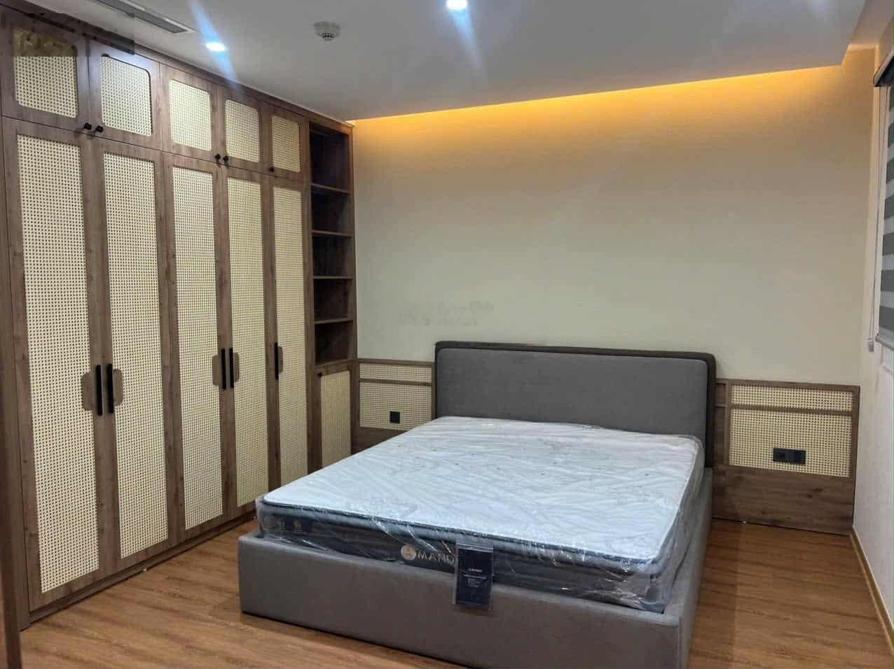 Cho thuê căn chung cư 150m2 full nội thất ở ngay trong tháng tại chung cư Essensia